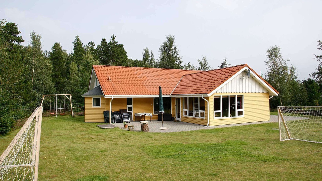 Photo of Others in Hojslev
