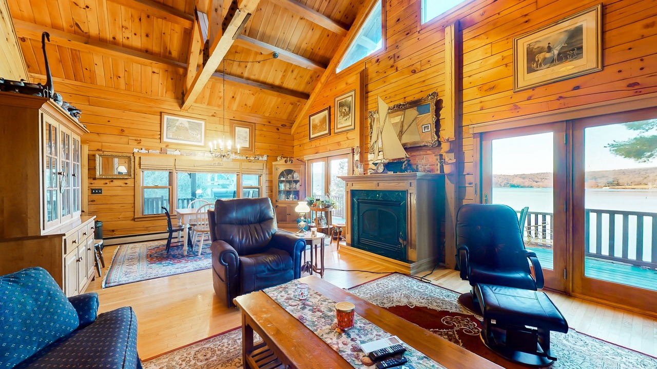 Photo of Livingroom in Neshobe Beach