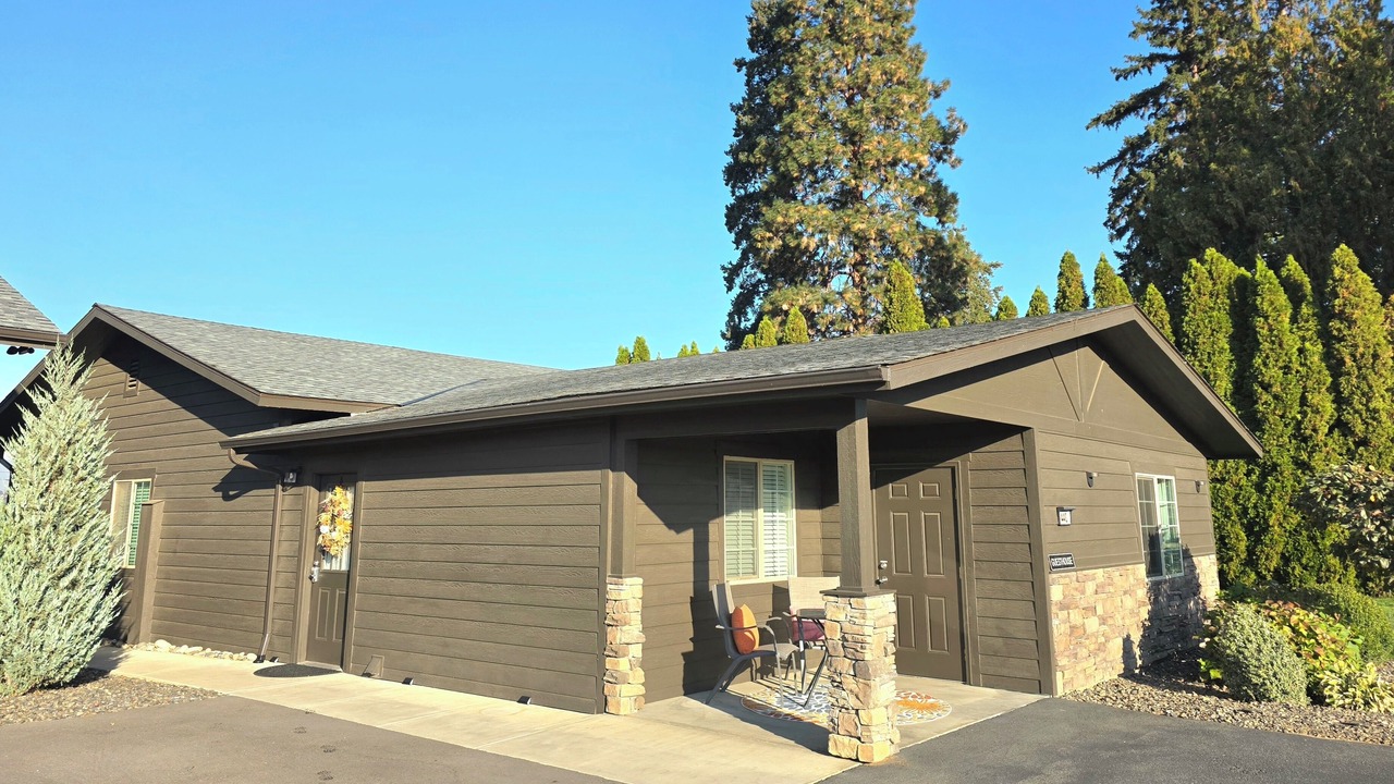 Photo of Outdoor in Monitor