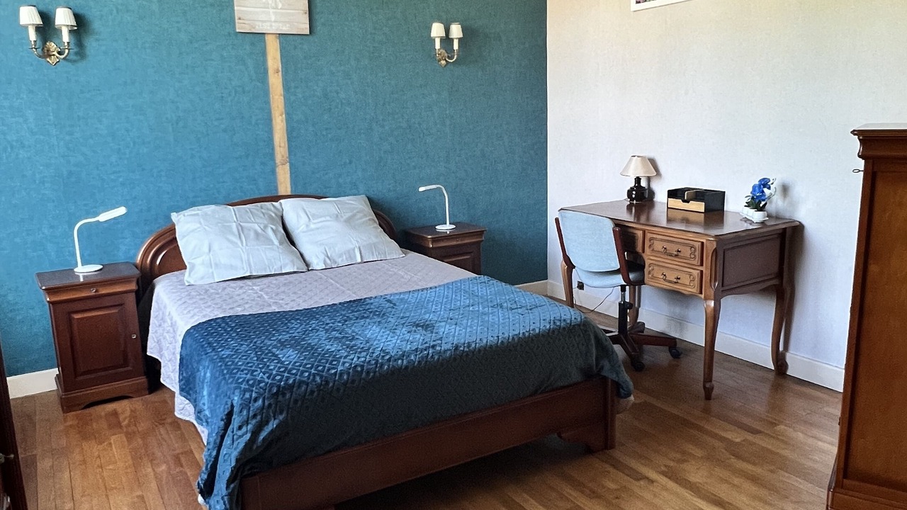 Photo of Bedroom in Saint-Sulpice-les-Feuilles