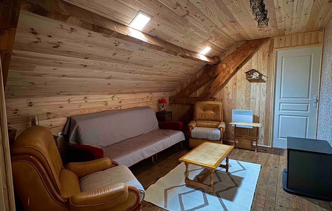 Photo of Livingroom in Saint-Sulpice-les-Feuilles