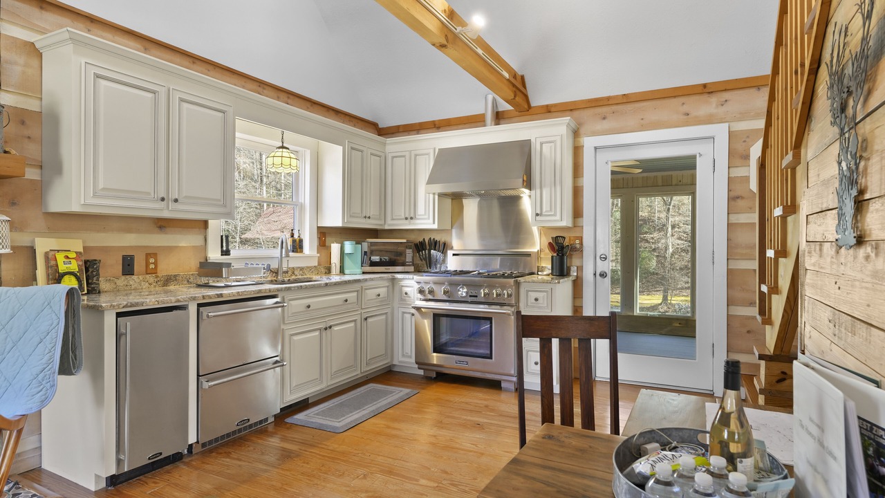 Photo of Kitchen in Sunset