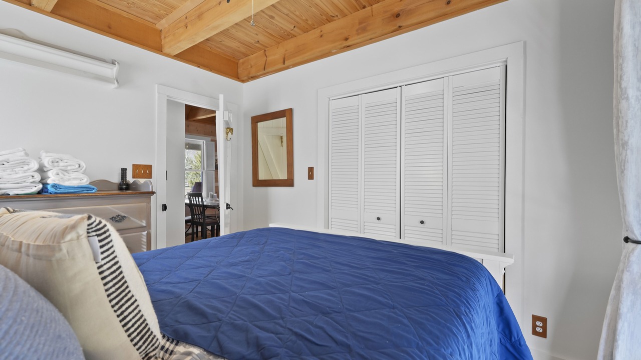 Photo of Bedroom in Sunset