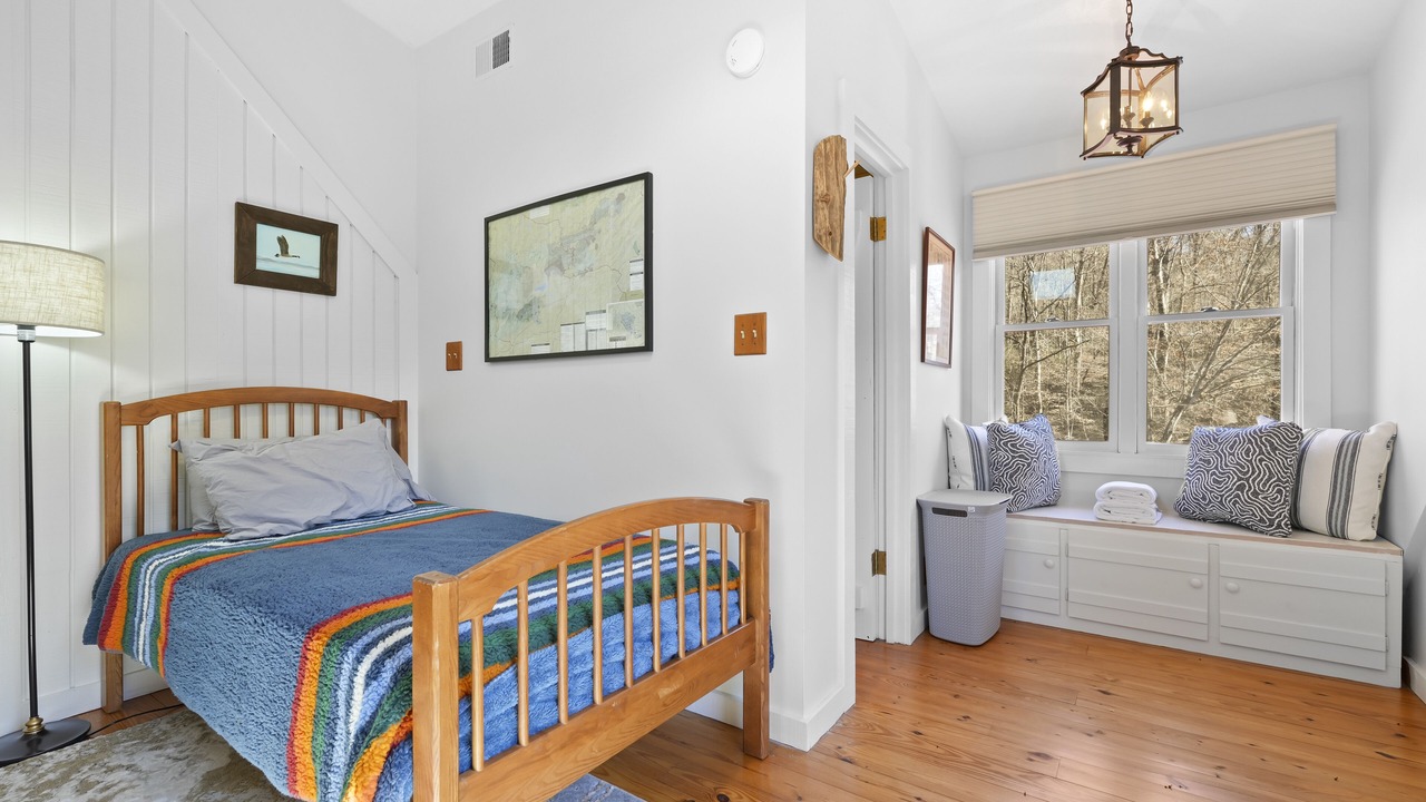 Photo of Bedroom in Sunset