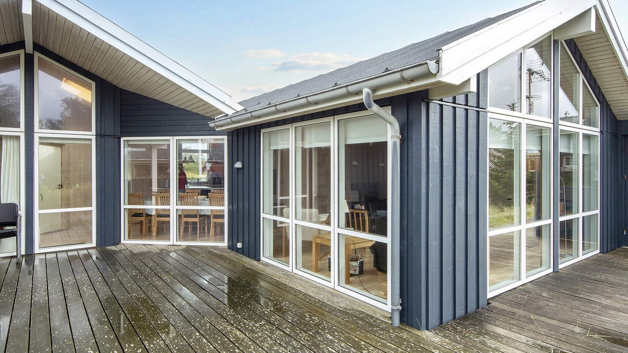 Photo of Outdoor in Vrist Strand
