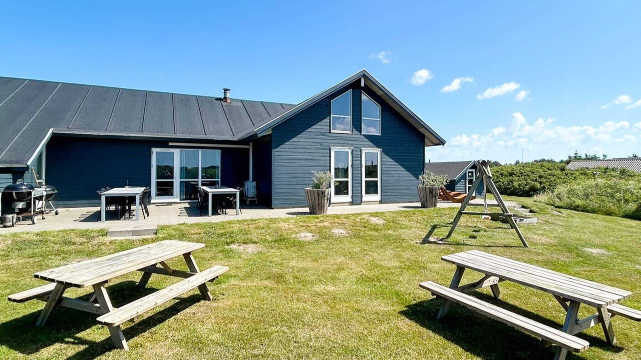 Photo of Outdoor in Vrist Strand