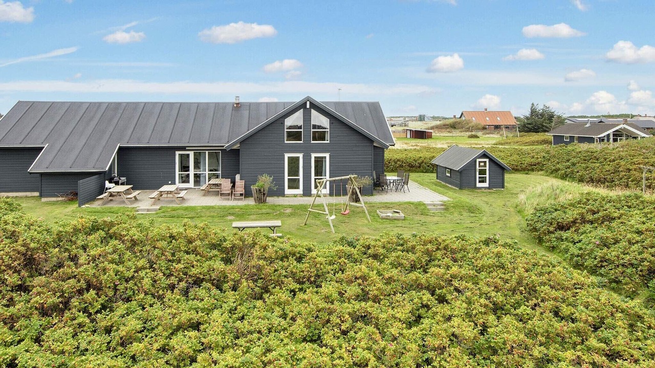 Photo of Outdoor in Vrist Strand
