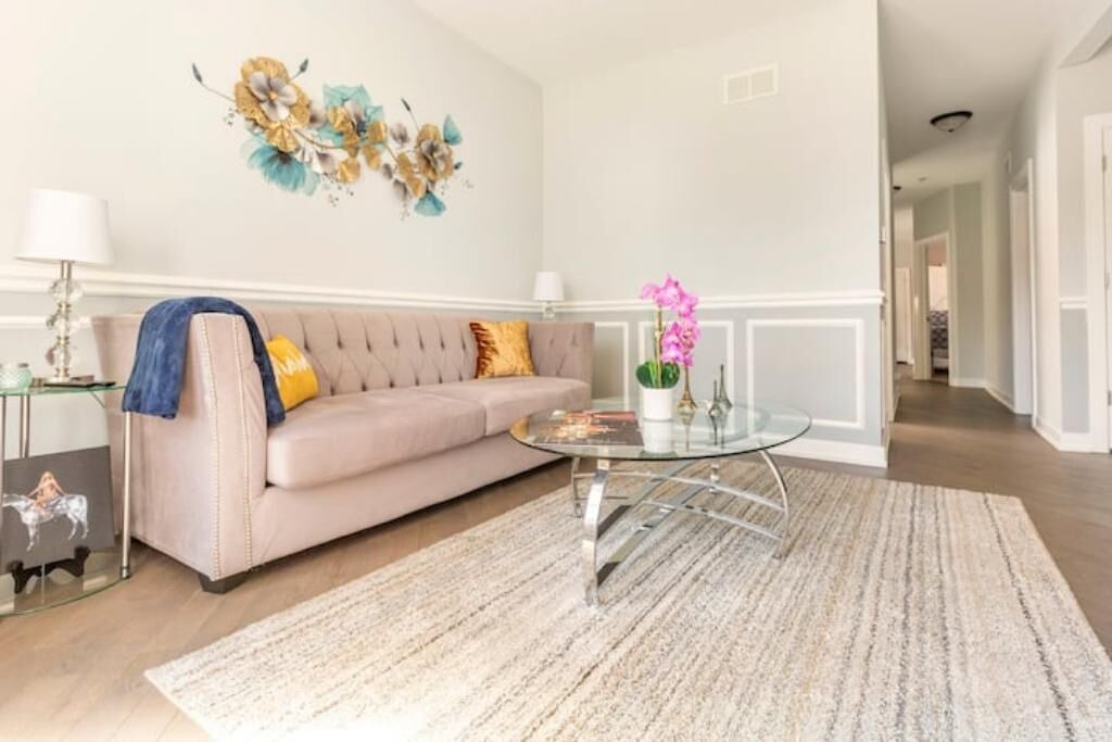 Photo of Livingroom in Greater Grand Crossing