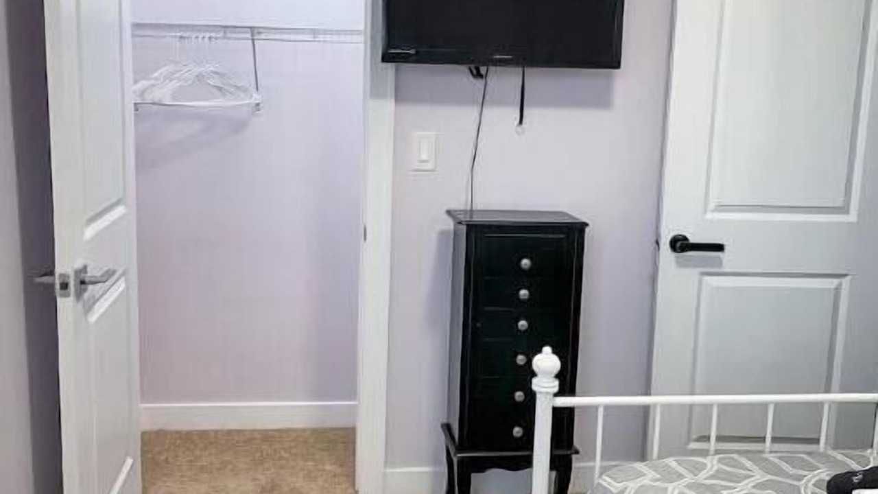 Photo of Bedroom in Greater Grand Crossing