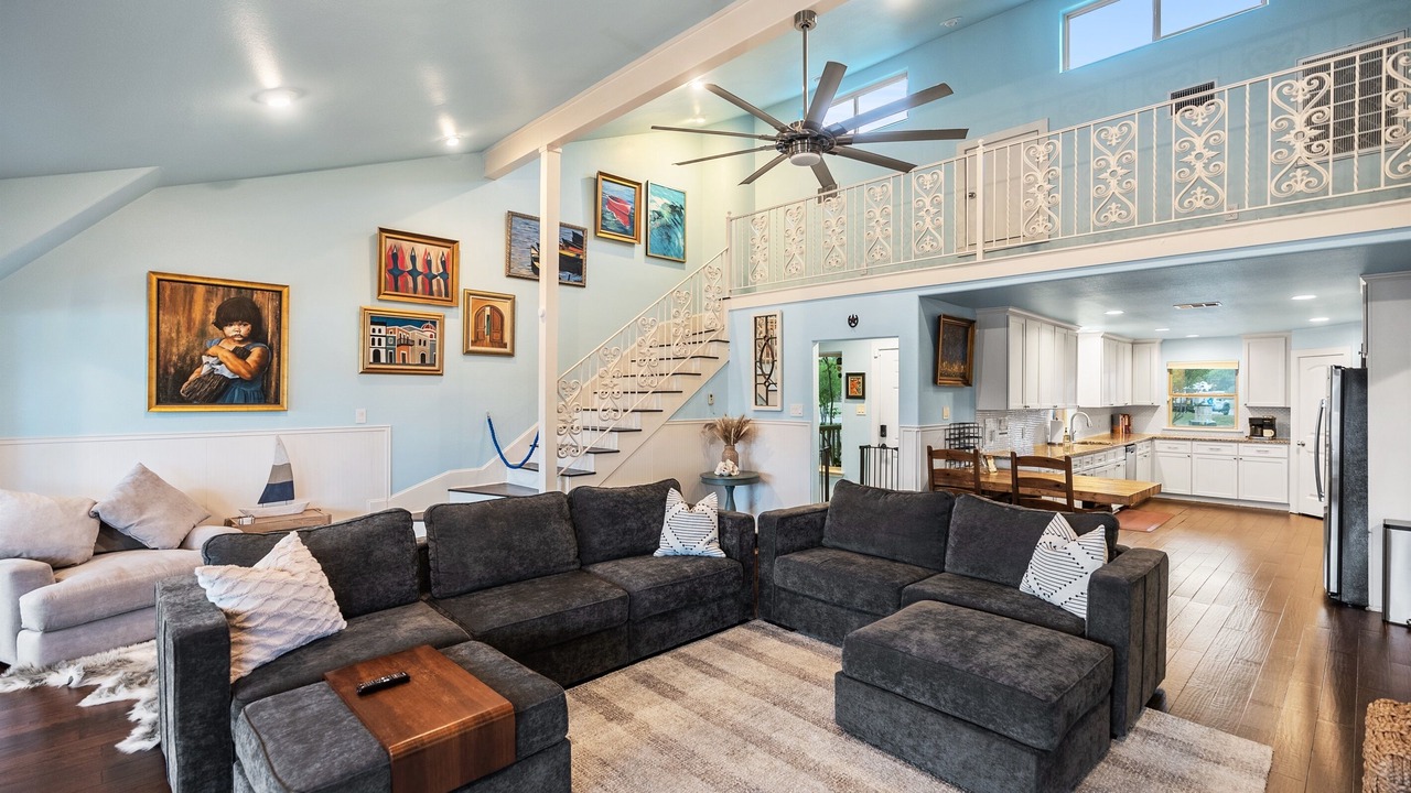 Photo of Bedroom in Point Venture