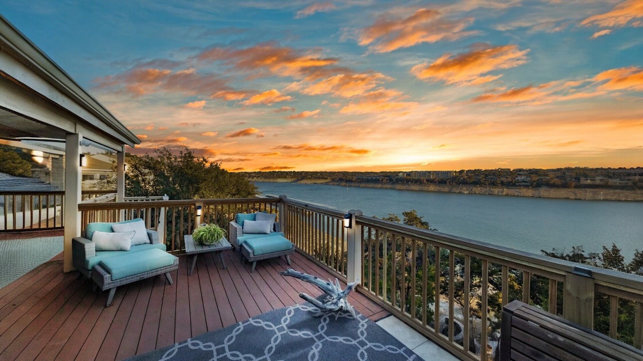 Photo of Patio Balcony in Point Venture