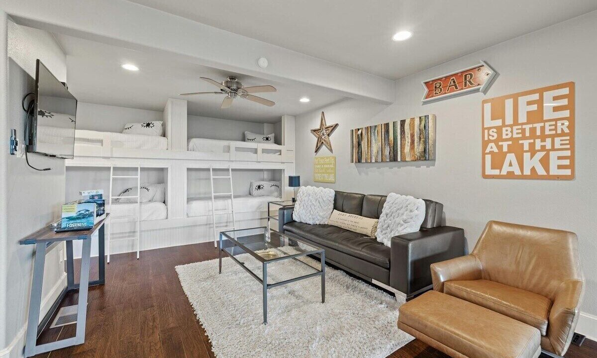 Photo of Patio Balcony in Point Venture