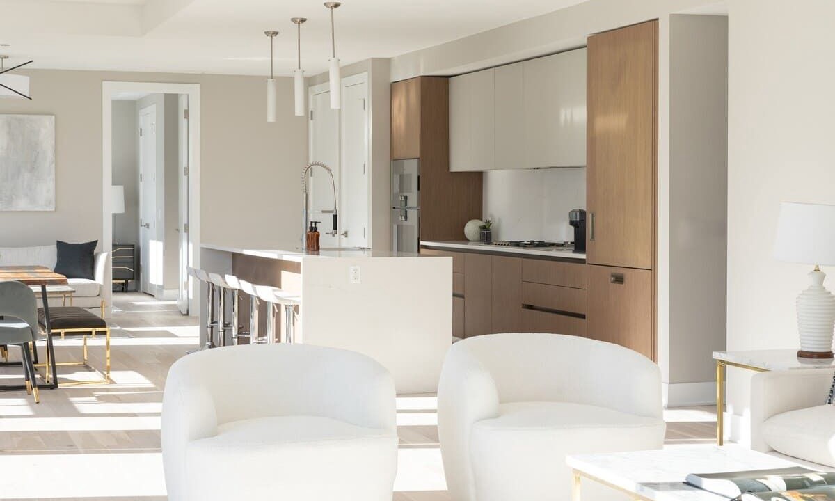 Photo of Livingroom in Near North Side