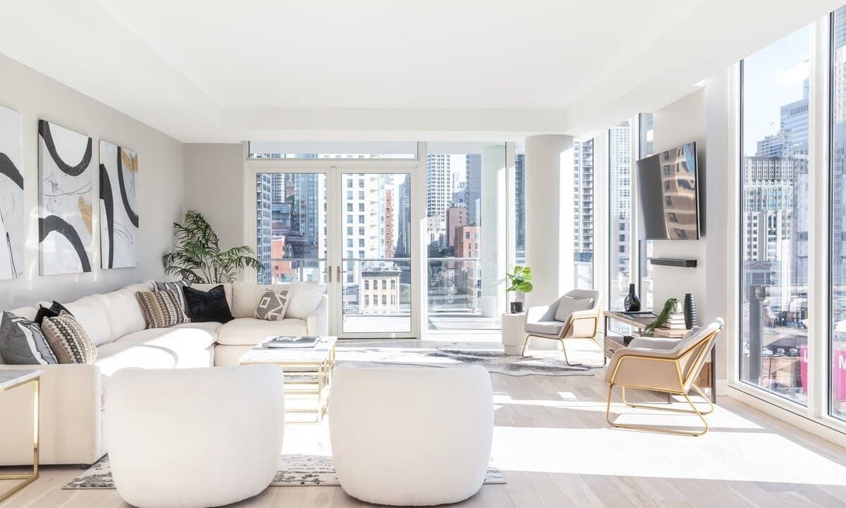 Photo of Livingroom in Near North Side