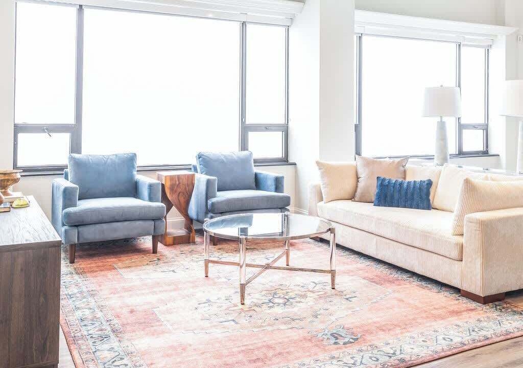 Photo of Livingroom in Rush and Division