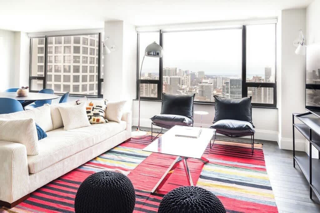 Photo of Livingroom in Rush and Division