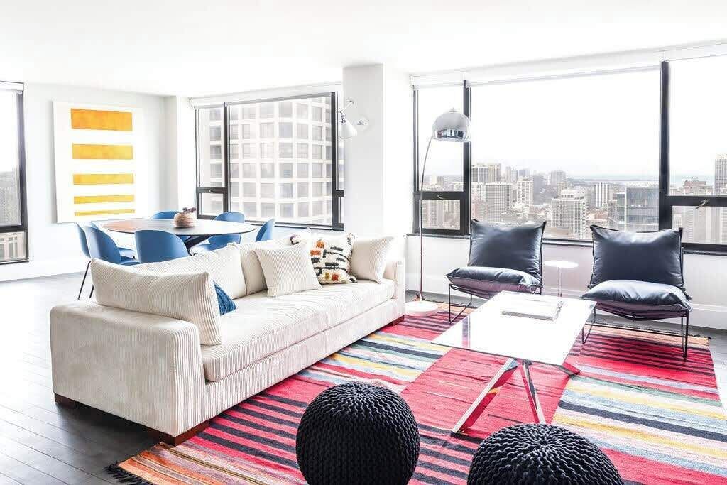 Photo of Livingroom in Rush and Division