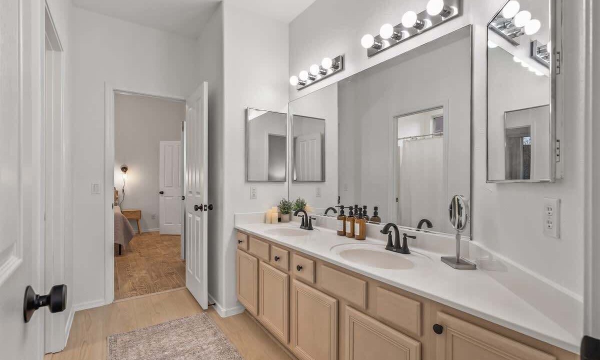 Photo of Bathroom in Cottonwood