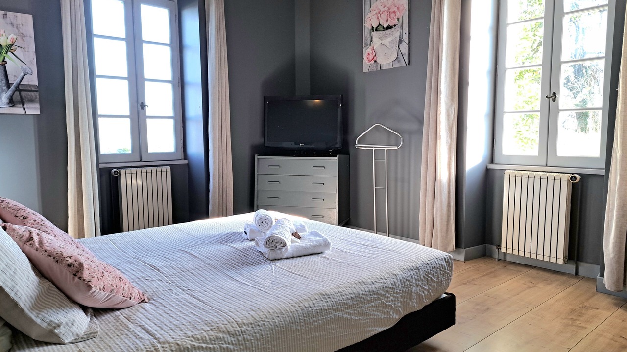 Photo of Bedroom in Sainte-Sabine-Born