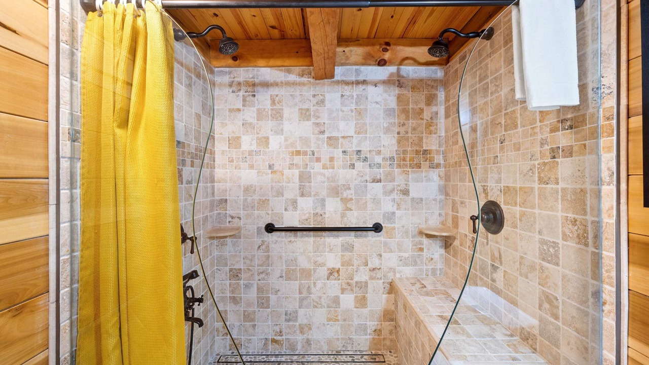 Photo of Bathroom in Williamstown