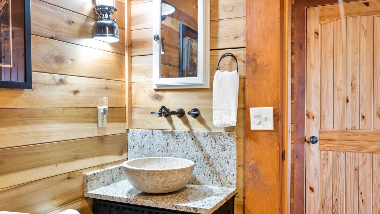 Photo of Bathroom in Williamstown