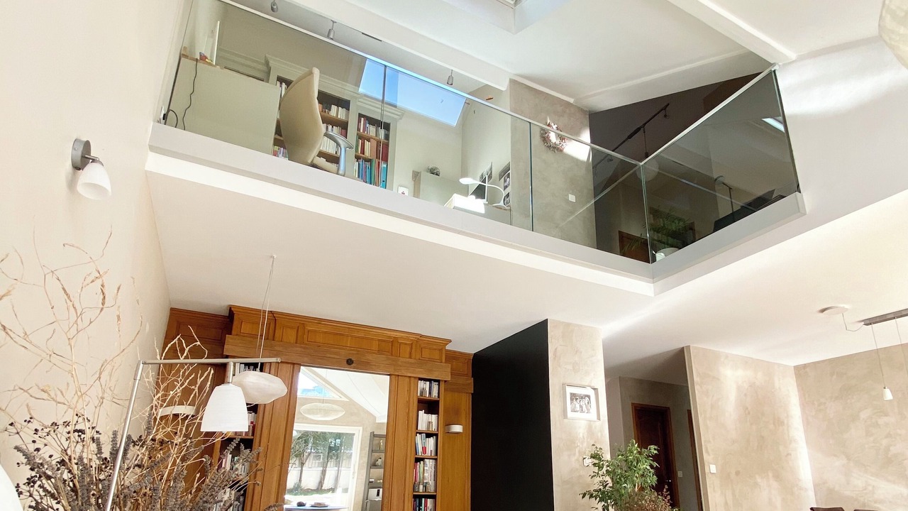 Photo of Livingroom in Rueil-Malmaison