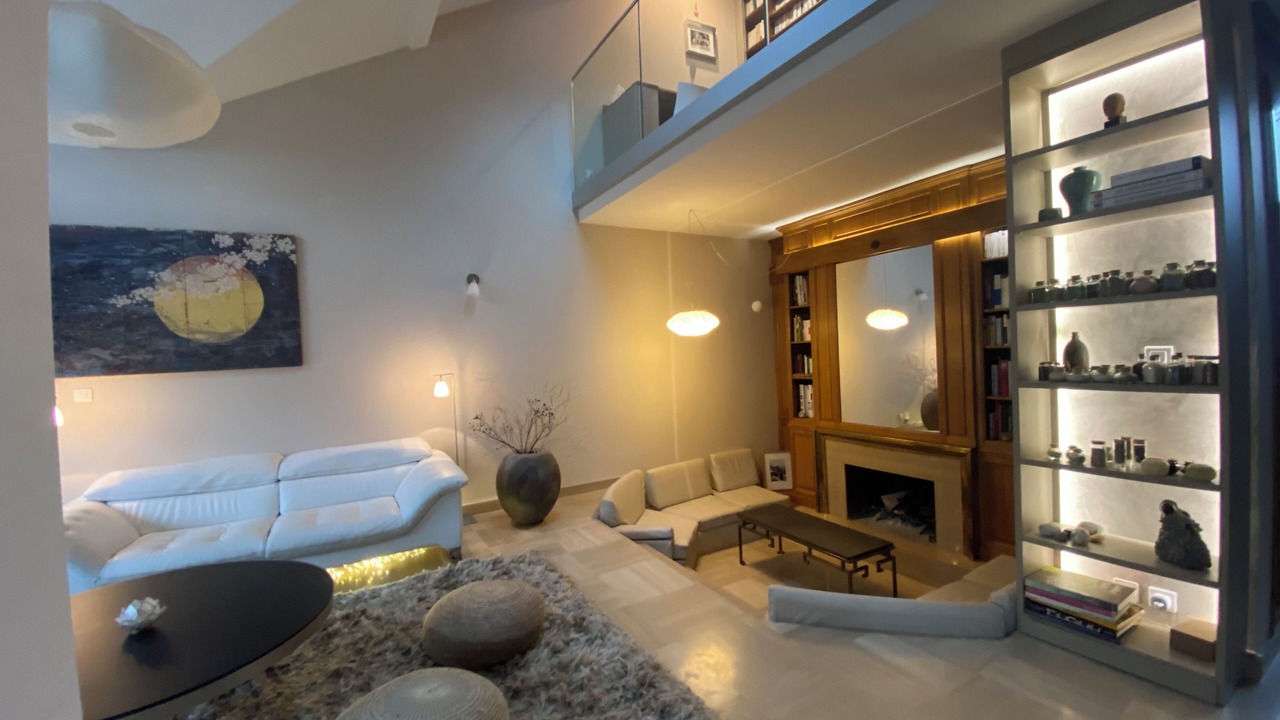 Photo of Livingroom in Rueil-Malmaison