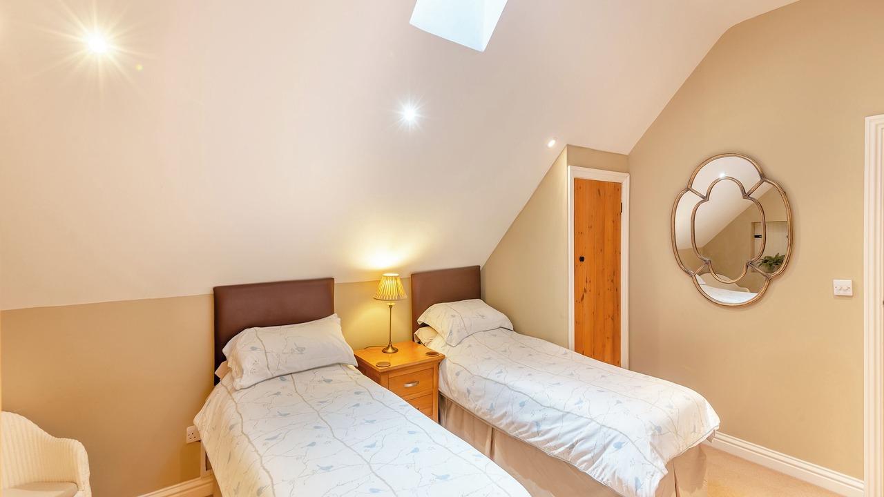 Photo of Others in Ware