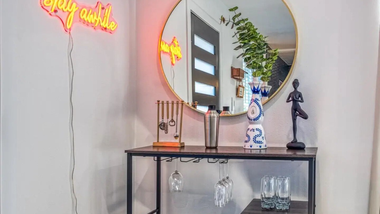 Photo of Others in Overlook