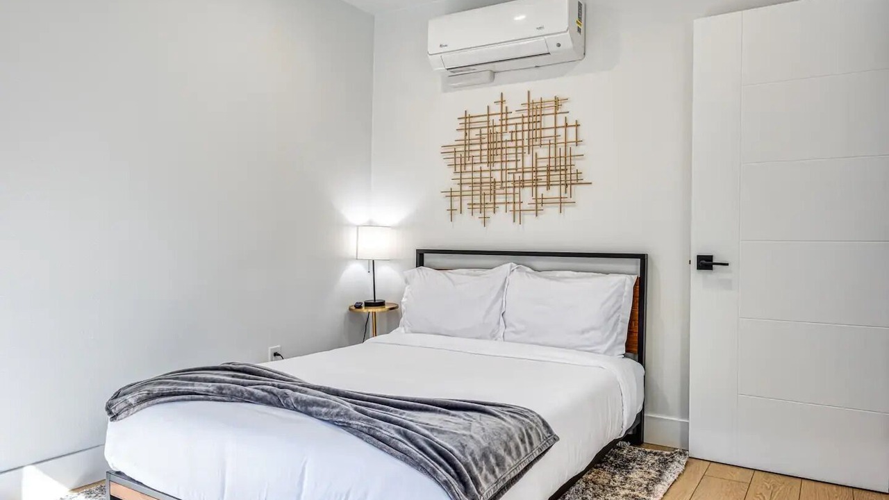 Photo of Others in Overlook