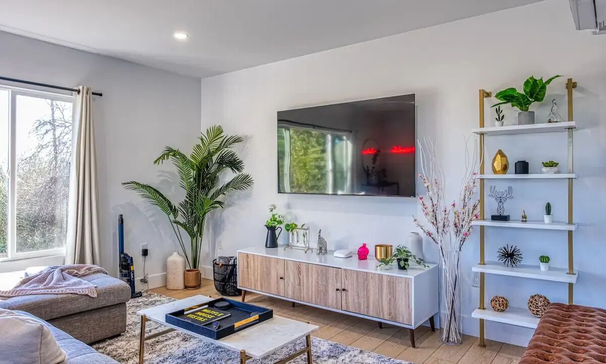 Photo of Livingroom in Overlook