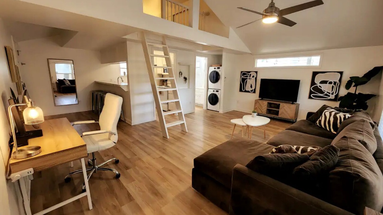 Photo of Livingroom in North Loop