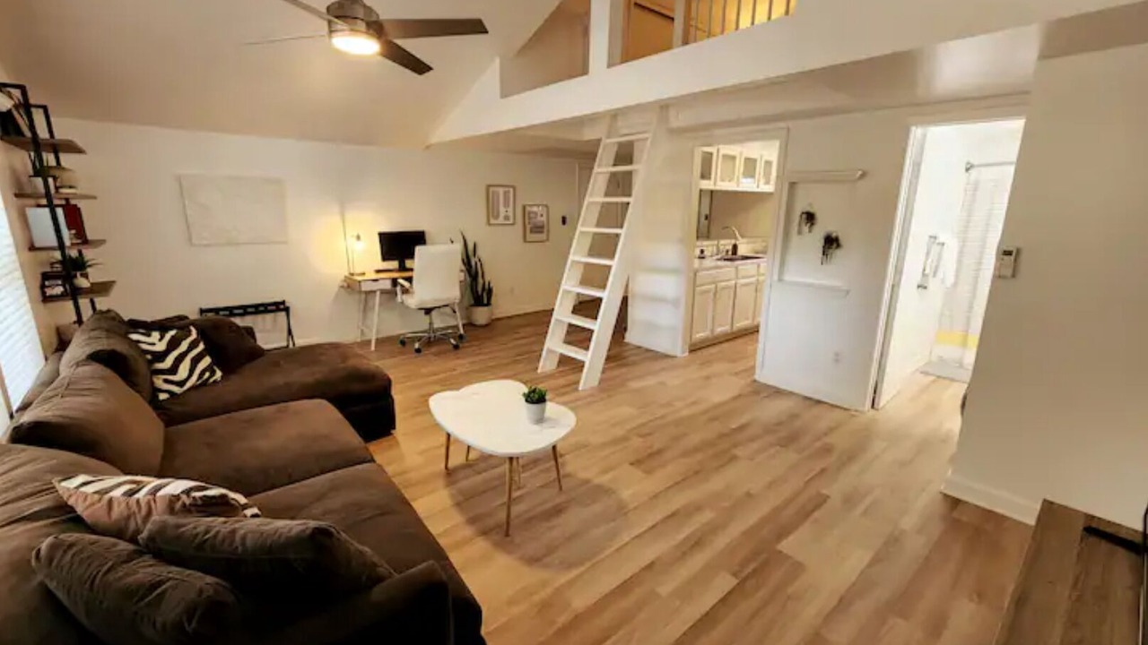 Photo of Livingroom in North Loop