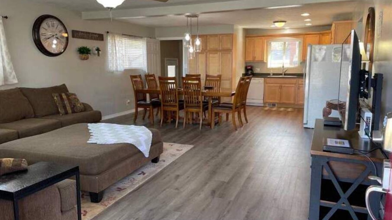 Photo of Livingroom in Ogden