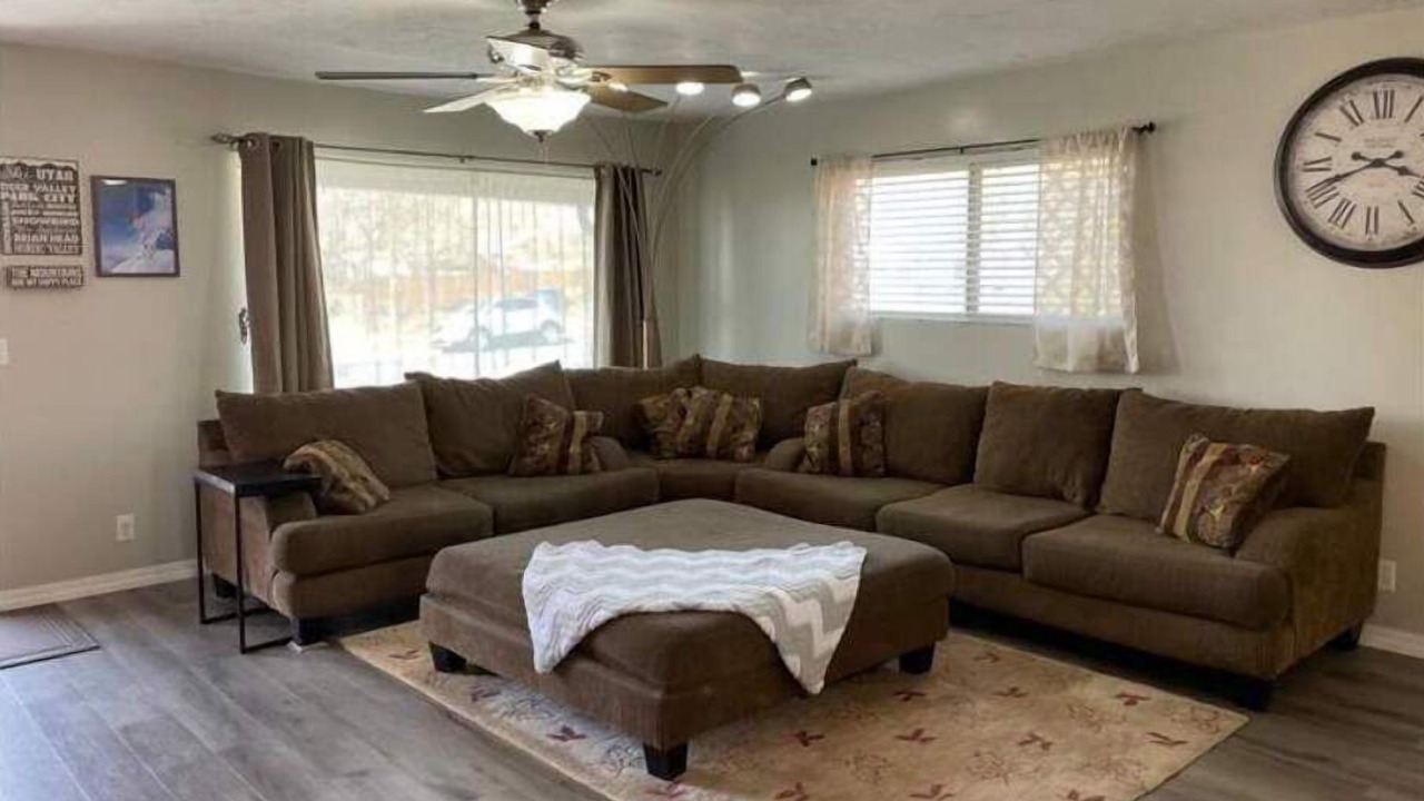 Photo of Livingroom in Ogden