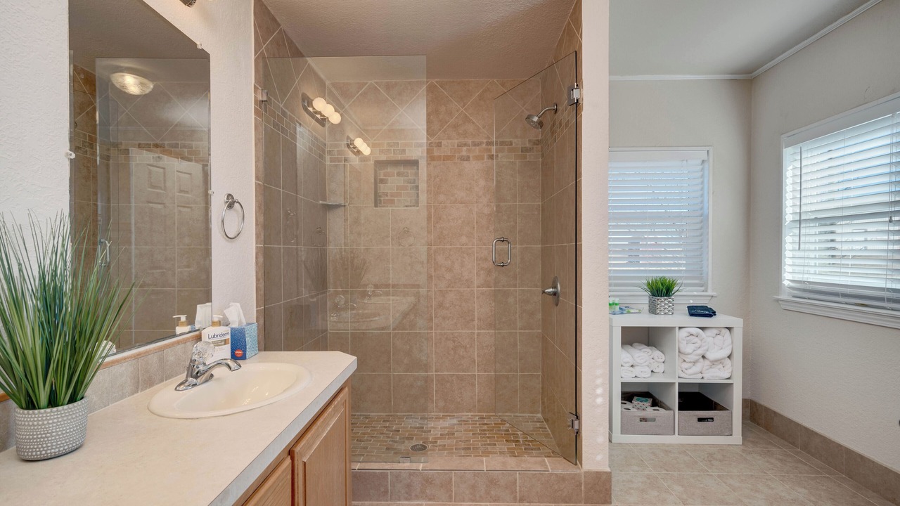 Photo of Bathroom in Lometa