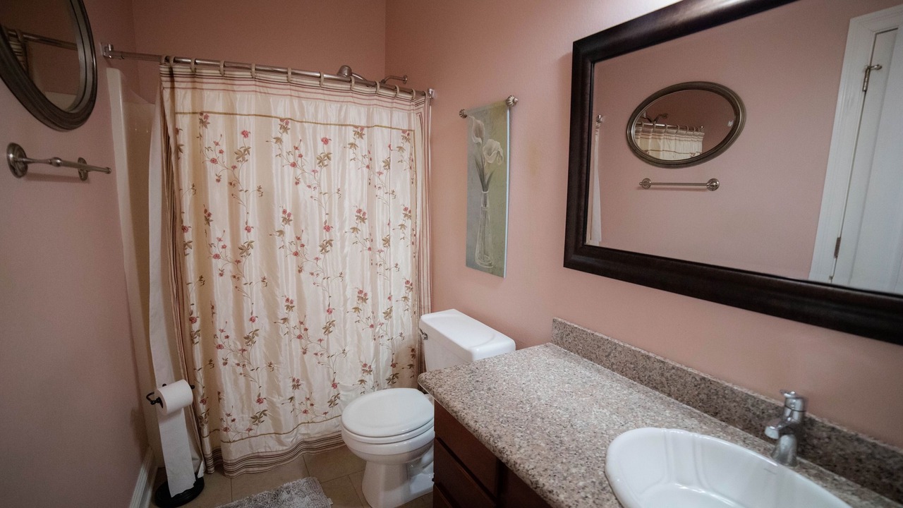 Photo of Bathroom in Arabi