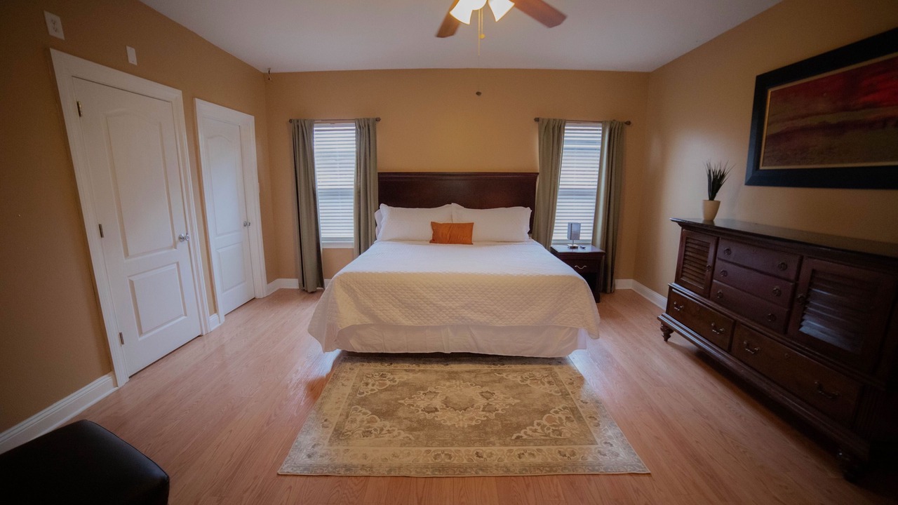 Photo of Bedroom in Arabi