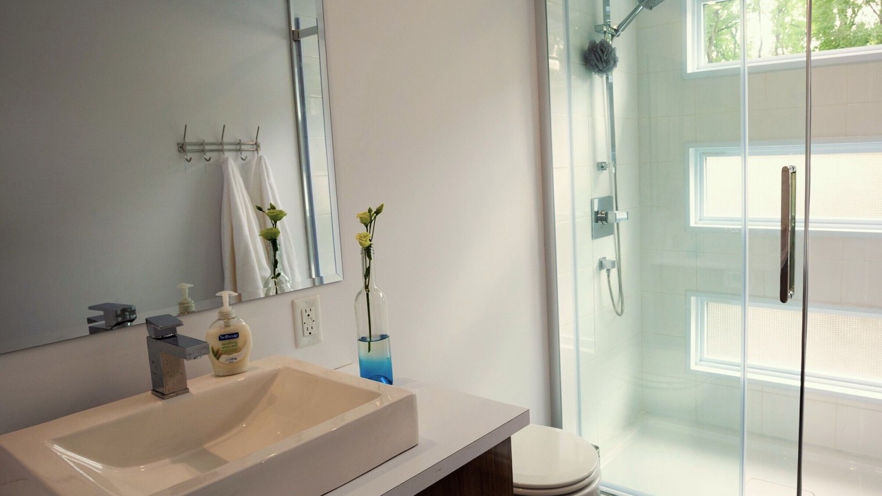 Photo of Bathroom in Lower Town