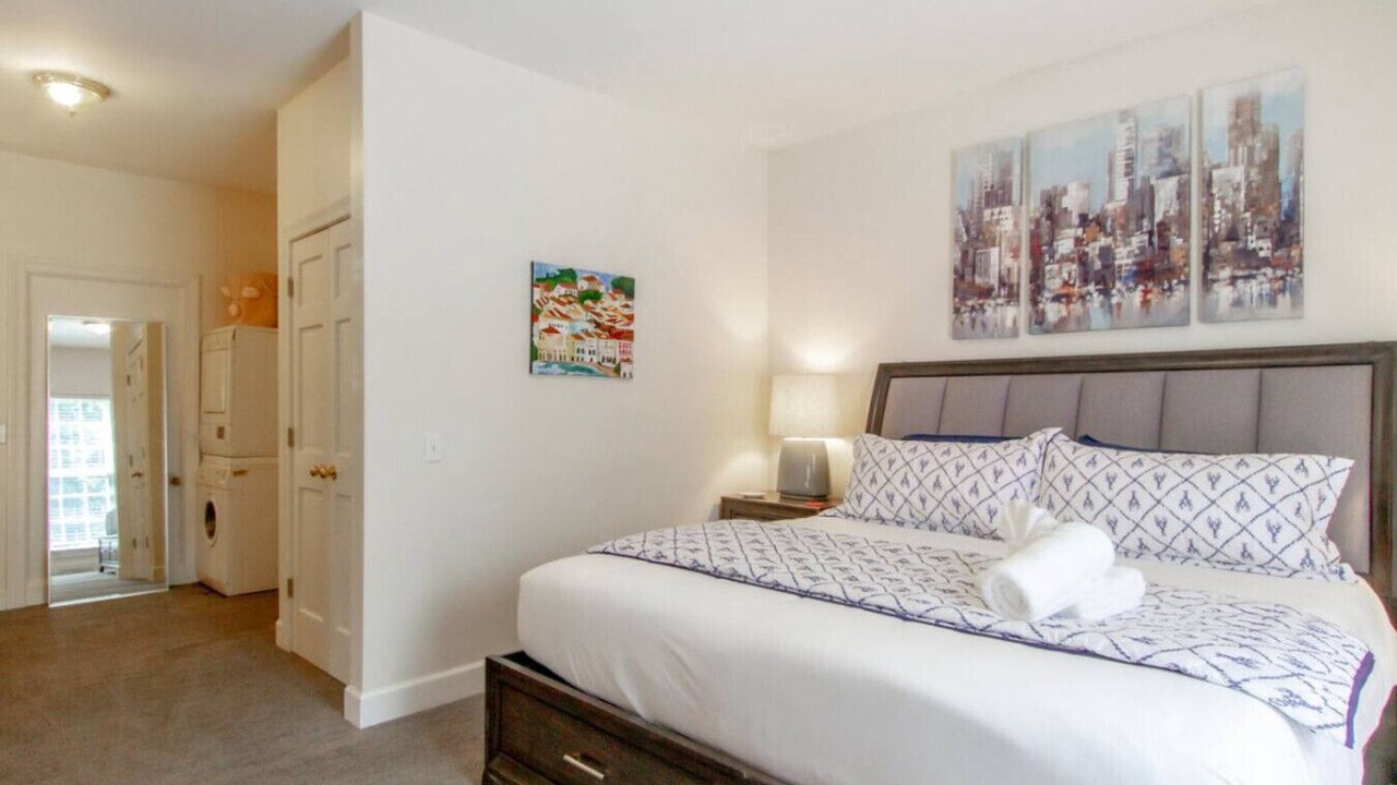 Photo of Bedroom in Green Hills