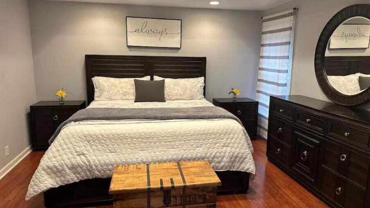Photo of Bedroom in Johns Creek