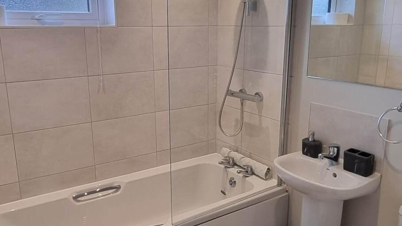 Photo of Bathroom in Liskeard