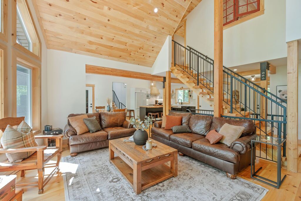 Photo of Livingroom in Calabogie