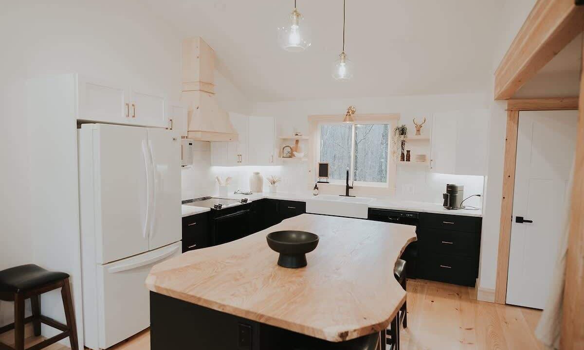 Photo of Kitchen in Calabogie