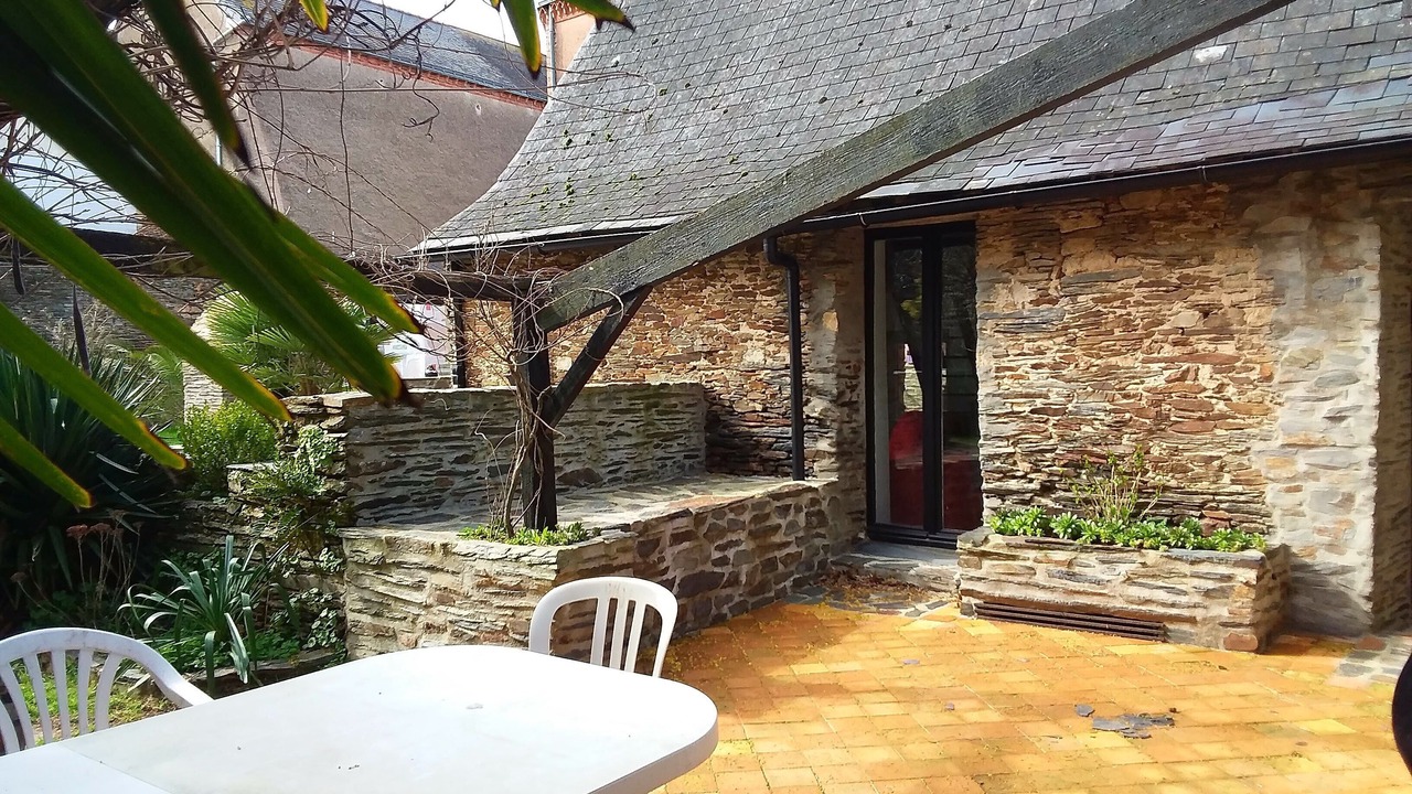 Photo of Outdoor in Freigne