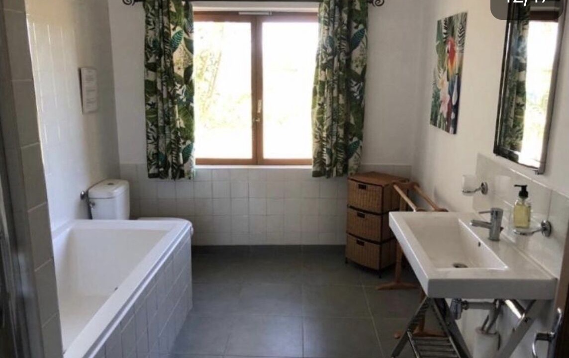 Photo of Bathroom in Lauraguel