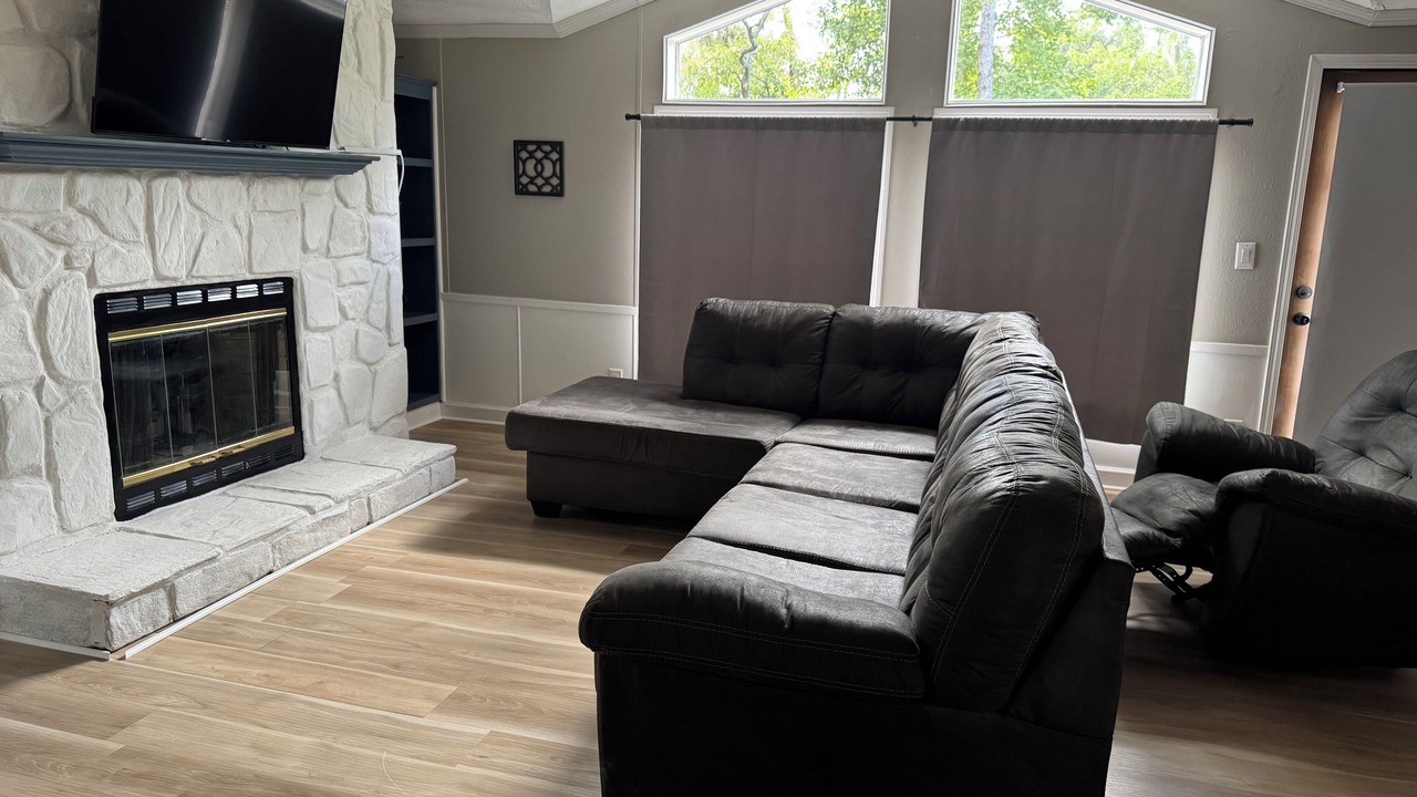 Photo of Livingroom in Brooksville