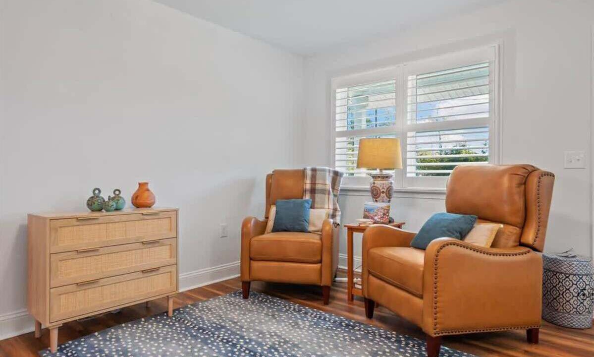Photo of Livingroom in Richmond Hill