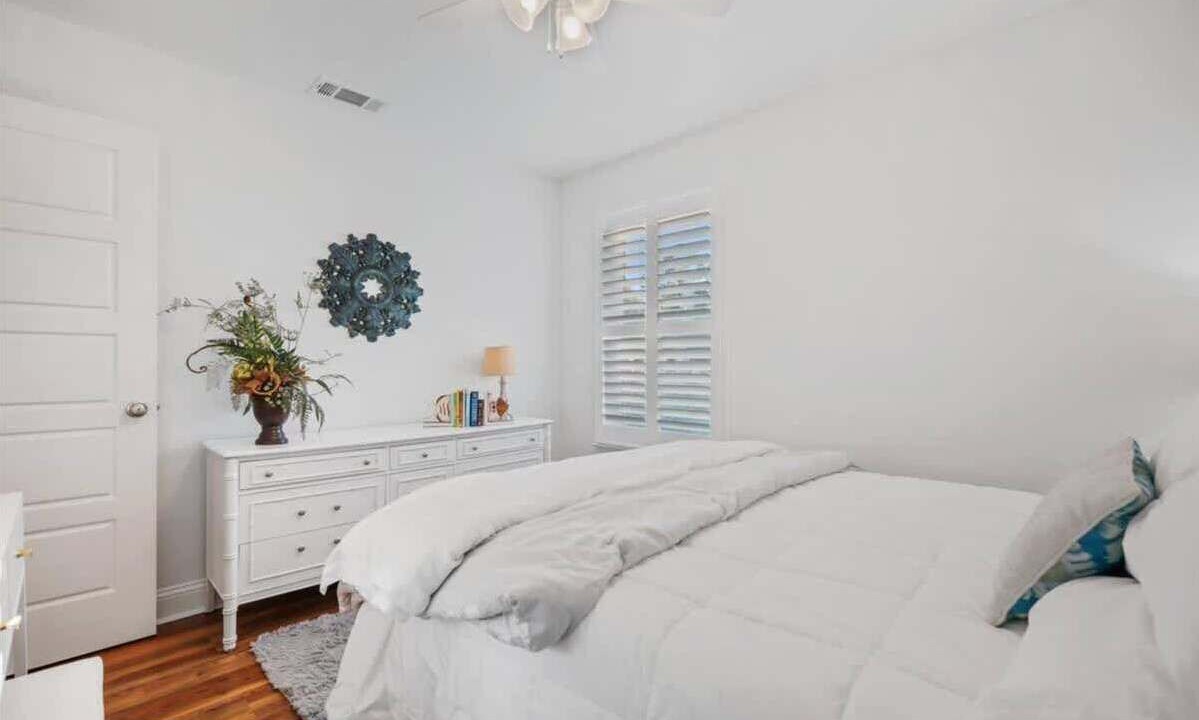 Photo of Bedroom in Richmond Hill