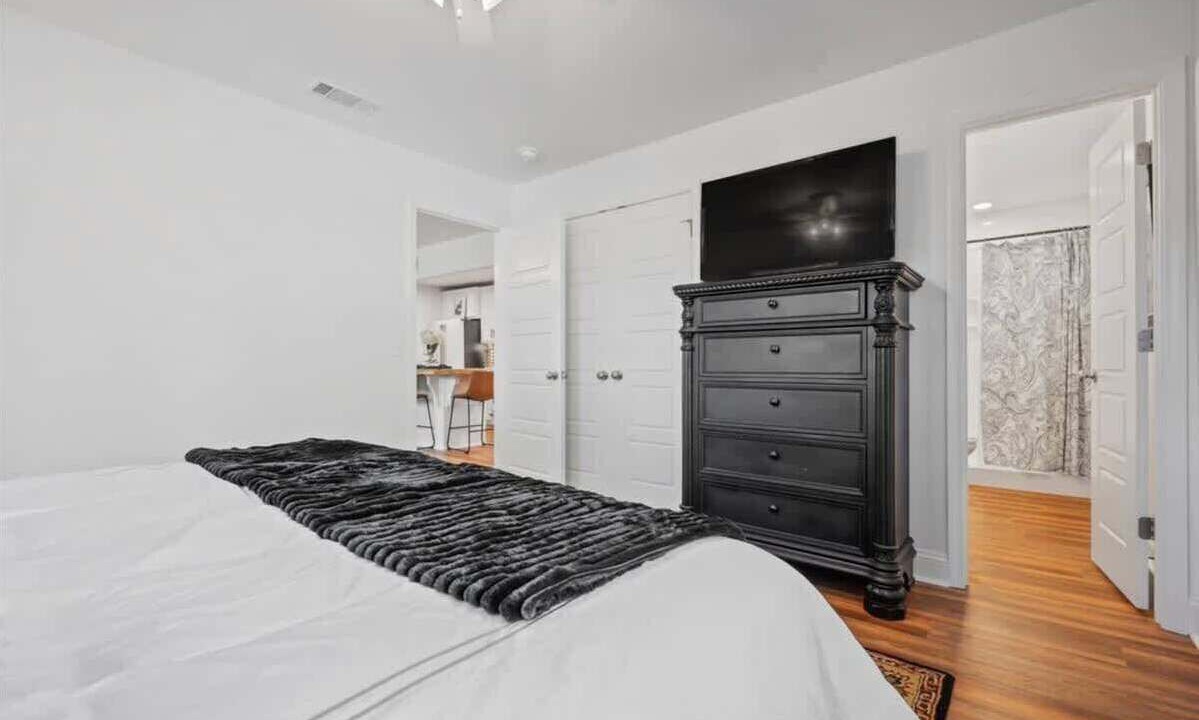 Photo of Bedroom in Richmond Hill